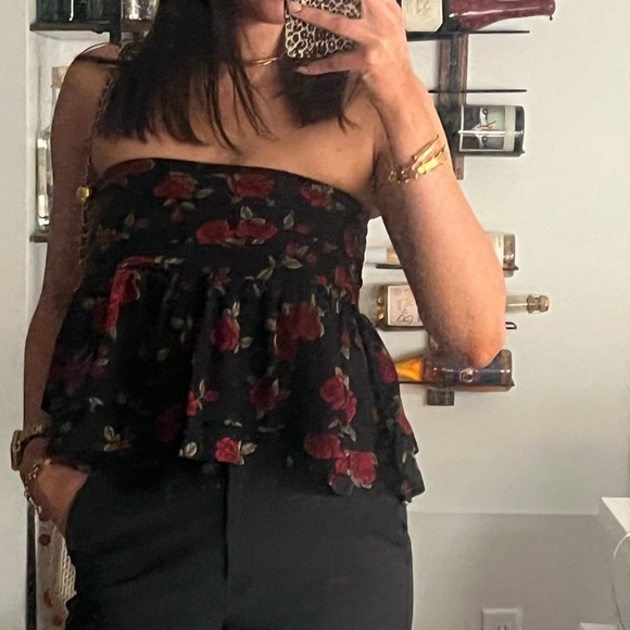 Handmade Rose Pattered Ruffle Strapless Top - Picture 3 of 6